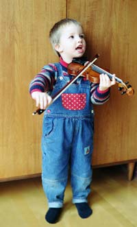 Kind mit Geige